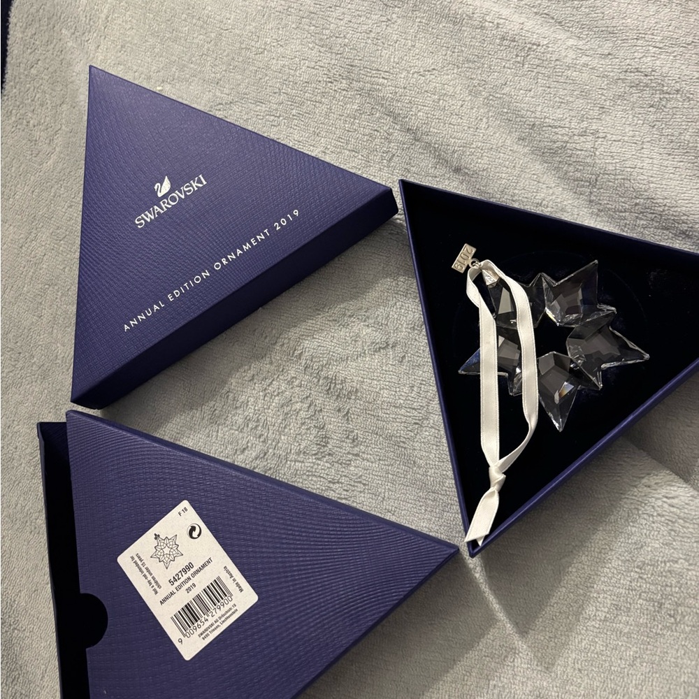 Swarovski 2019 Crystal Annal Ornament with white ribbon